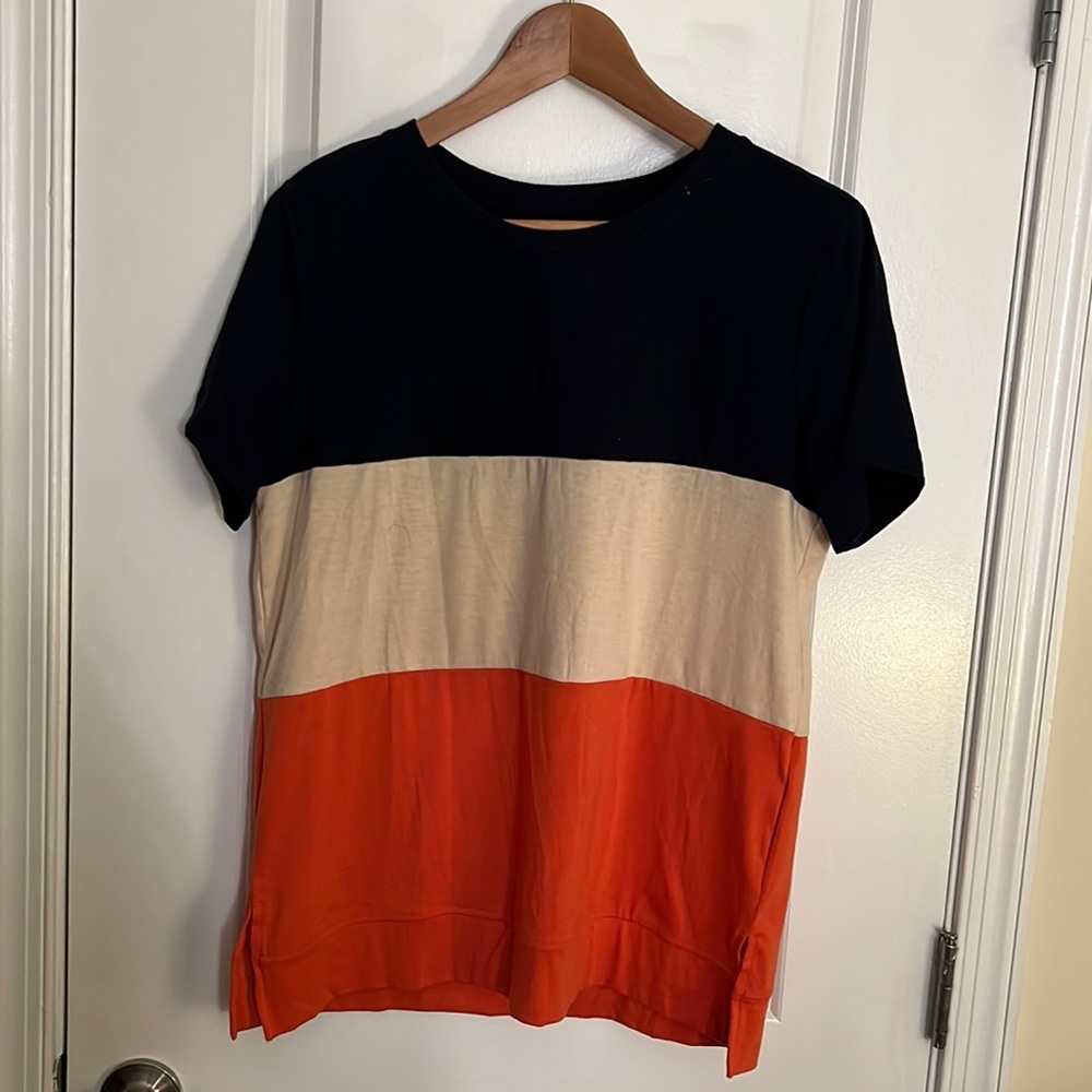 Size M Navy, beige, orange striped t shirt
